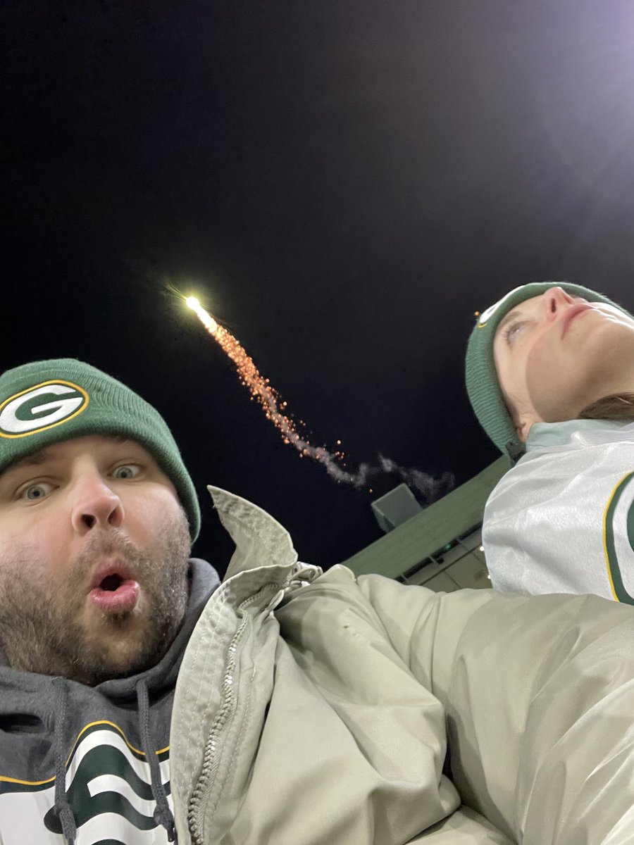 RealSamRogers's tweet photo. #GoPackGo @KwikTrip #potholepizza https://t.co/hQ0qb3VV5X