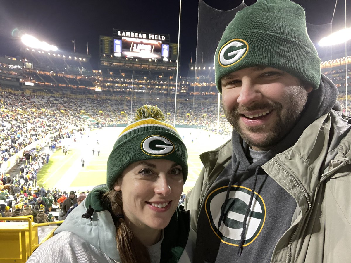 RealSamRogers's tweet photo. #GoPackGo @KwikTrip #potholepizza https://t.co/hQ0qb3VV5X