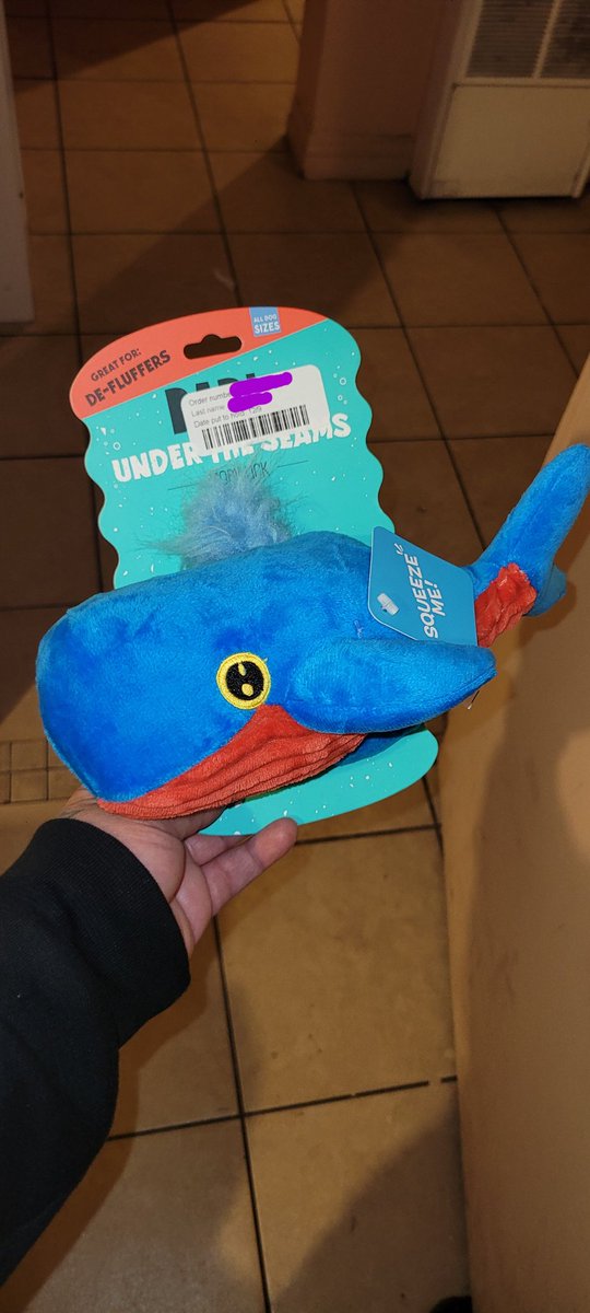 SeokjinsQueen_V's tweet photo. The most outrageous thing I've bought because of @BTS_twt... A fucking Dog Toy 😭🤧 But how can I resist... It's
#SuperTuna #SorryJin #JustKidding i love it. I'm not sorry... #BTS https://t.co/HDSqfIismX
