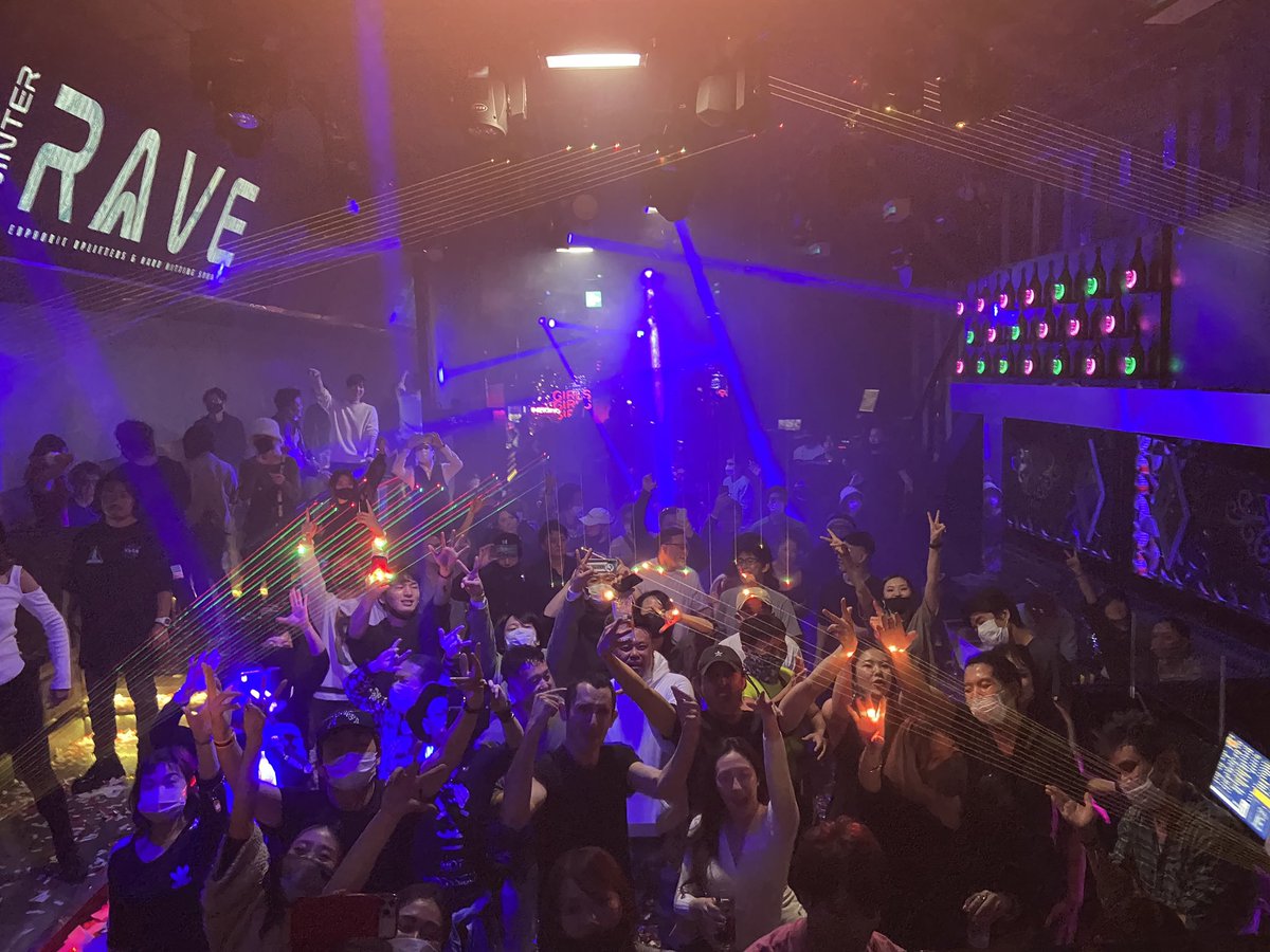 yojidotdj's tweet photo. You guys were awesome!
#winterrave @vanity_lounge_ https://t.co/enCyuU49xD