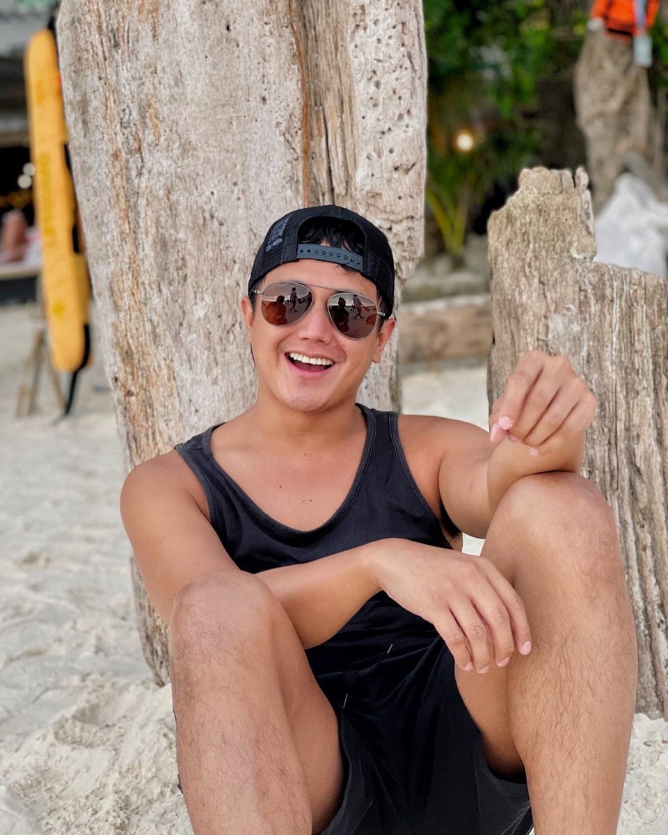 jpbertiz's tweet image. The happiness of your life depends on the quality of your thoughts. So think happy and positive! Remember, optimism attracts great things into your life. 

Enjoying the morning walk at my fave Island 😁 #QuickBreak