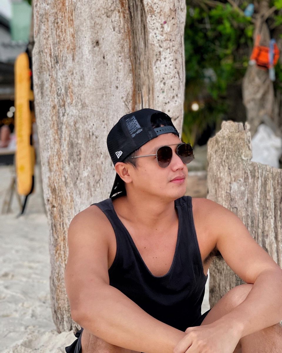 jpbertiz's tweet image. The happiness of your life depends on the quality of your thoughts. So think happy and positive! Remember, optimism attracts great things into your life. 

Enjoying the morning walk at my fave Island 😁 #QuickBreak