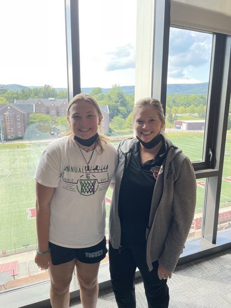 After another great conversation with head coach <a href="/Carla_Flaherty/">Carla Flaherty</a>, I am so very blessed and exited to receive an offer to play for <a href="/RoanokeWBB/">Roanoke College Women’s Basketball</a>! Thank you so much for this amazing opportunity! #gonoke 🏀@Vogues2023 <a href="/Athletics_FHS/">Flint Hill Athletics</a>