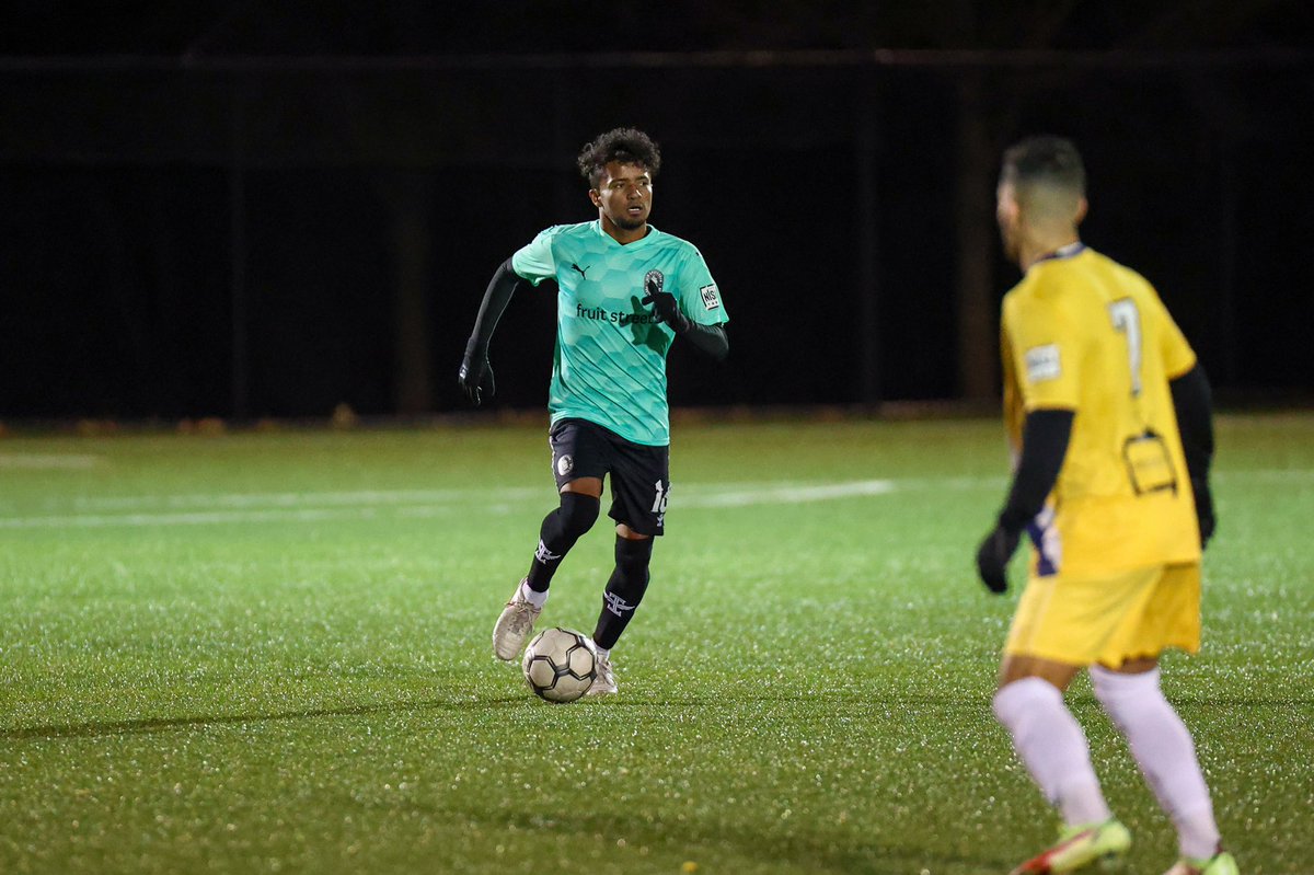 Shots from the first half #NNFall21 <a href="/NJALLIANCEFC/">NJ Alliance FC</a> v. <a href="/NAFC2NYC/">NEW AMSTERDAM FC II (NISANation)</a> 
📸: <a href="/MikeKrucePhoto/">Mike Kruce Photography</a>