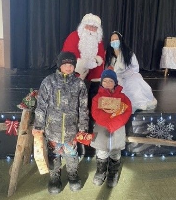 Season's greetings to all our followers in #Quebec #Canada #Australia &amp; worldwide - great to bring some Christmas cheer to La Motte, hometown for our Authier #Lithium Project $SYA $SYAXF #EV #ESG #cleantech #cleanenergy #ASX