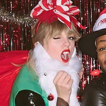 tswifthinker's tweet photo. happy birthday taylor swift<3 https://t.co/TITRRPsD2G