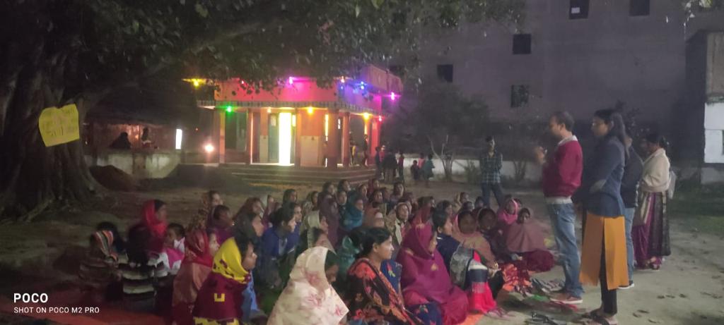 ddc_vaishali's tweet photo. 11 Dec:-मद्य निषेध अभियान अंतर्गत वैशाली जिला के प्रत्येक प्रखंडों/विभागों द्वारा जागरूकता हेतु विभिन्न कार्यक्रम का आयोजन किया जा रहा है। नशापीड़ितों को नशामुक्ति केंद्र में भर्ती हेतु प्रोत्साहित करें।टोलफ़्री न० 18003456268 व 15545 पर सूचना दे सकते है।
@dm_vaishali, @vjtriumph https://t.co/1WnJcXvcwj