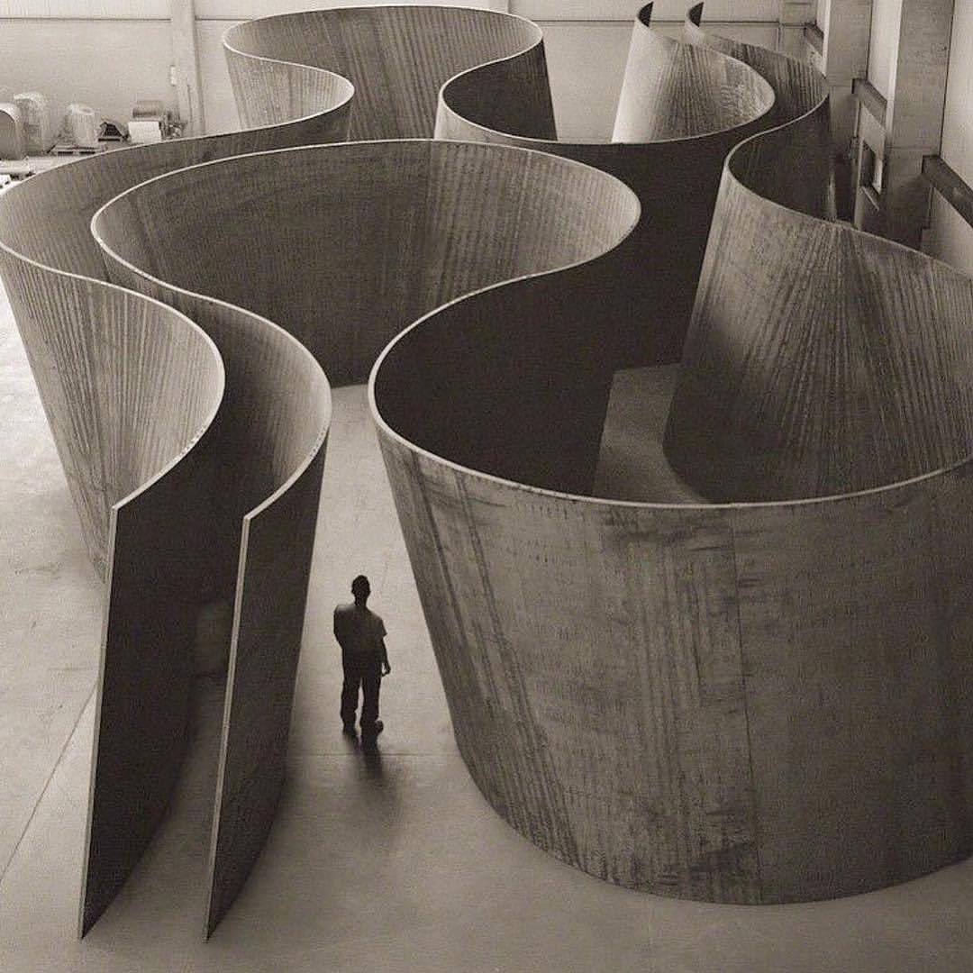 Inside Out, installation by RichardSerra / 2013. The monumental sculptures of Richard Serra, one of the preeminent sculptors of the 20th century, emphasize or alter viewers' perceptions of space and proportion.

#art #artist #artista #artwork #pavilion #installation