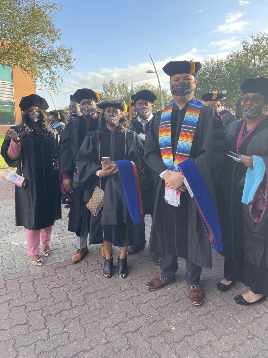 Dr. Ashraf Mozayani tweet media