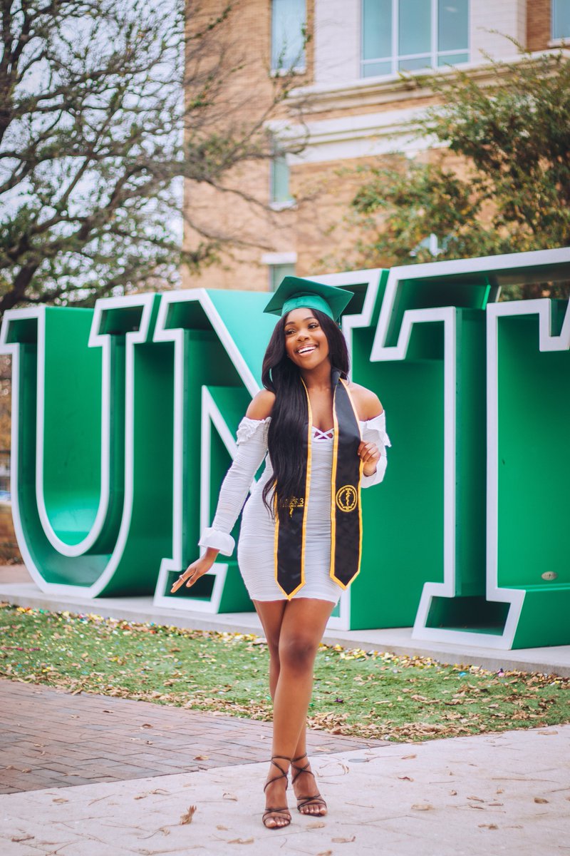 lovepriscilla_'s tweet photo. B.S. Public Health 
Minor in Biology &amp; Chemistry 
Magna Cum Laude

- 2 Research Programs 
- National Society of Leadership and Success President 
- MAPS Community Service Chair
- College of Health and Public Service Advisory Board Scholar
- 2x President’s List 
- 5x Dean’s List https://t.co/iE41A78tSw