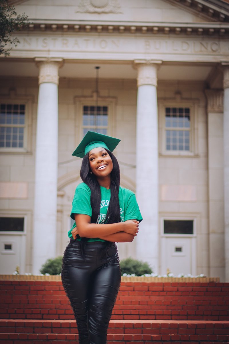 lovepriscilla_'s tweet photo. B.S. Public Health 
Minor in Biology &amp; Chemistry 
Magna Cum Laude

- 2 Research Programs 
- National Society of Leadership and Success President 
- MAPS Community Service Chair
- College of Health and Public Service Advisory Board Scholar
- 2x President’s List 
- 5x Dean’s List https://t.co/iE41A78tSw