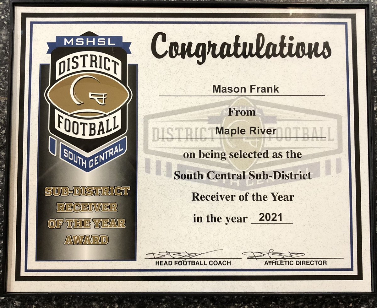 mfrank_16's tweet photo. Honored to be named sub-district receiver of the year, All-district and co-defensive player of the year.#ownit @Maple_River_FB https://t.co/RKNS331GHj