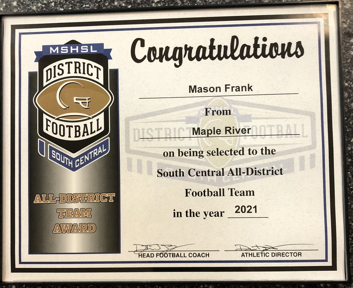 mfrank_16's tweet photo. Honored to be named sub-district receiver of the year, All-district and co-defensive player of the year.#ownit @Maple_River_FB https://t.co/RKNS331GHj