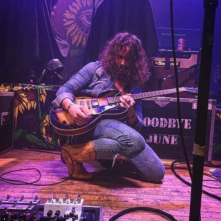 TheHookRocks's tweet photo. 👉The Hook Rocks Conversations &amp; Collaborations 
welcomes Tyler Baker of @GoodbyeJune &amp; John Notto of @DirtyHoneyBand! Check out the laughs &amp; insight from members of two bands leading the new rock scene! @PantheonPods 
APPLE
https://t.co/rBeLc34P90
GOOGLE
https://t.co/yzOM3MC4Zy https://t.co/aLgtlJXP6a