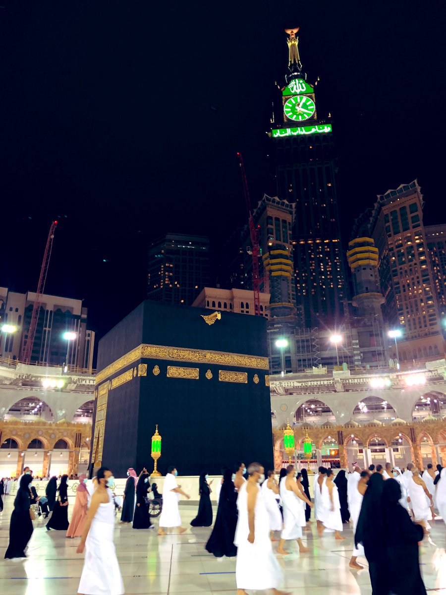 safaa422s's tweet photo. "اللهُمَّ صب السرور في قلوبنا صبًا، واجعل قادم أيامنا يحمل لنا من الخير والفرح فوق ما نتأمل." https://t.co/hkrcwMbABS