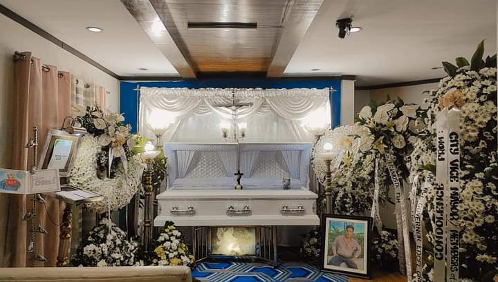 ALAMAT_TomasPH's tweet photo. We appreciate your thoughtfulness, and we ask for prayers that they may find peace concerning this tragedy. We would also appreciate monetary donations to help pay for funeral expenses. 

For Cash/ Online Donations, it can be channeled thru ate Yhana's accounts. (Check Fb post) https://t.co/AHvC1iYJyw