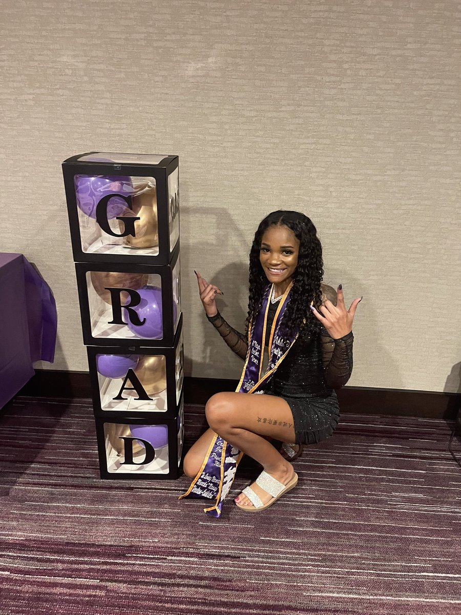 TrippyA__'s tweet image. Pick me. Choose me. Hire me.
#PVGrad #BigGRAD #PVAMU #gradszn