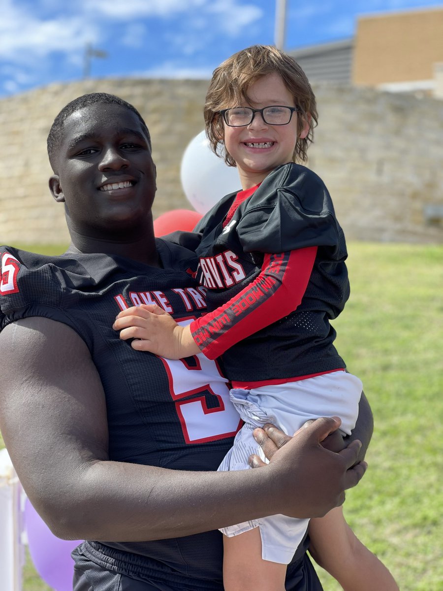 bridgetschatte's tweet photo. Season complete. What an honor to get to watch these young men succeed and show courage and kindness both on and off the field this season. I couldn’t be more proud. ❤️🖤🏈 @TheJacobHenry_ @LTHSCavFootball @CoachHankCarter https://t.co/n5mOmgiPga