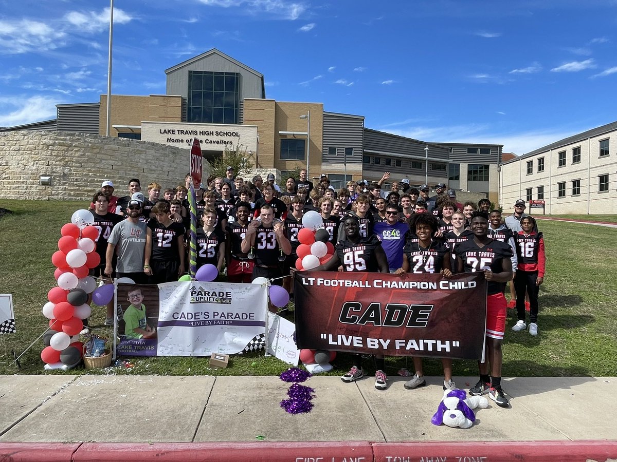 bridgetschatte's tweet photo. Season complete. What an honor to get to watch these young men succeed and show courage and kindness both on and off the field this season. I couldn’t be more proud. ❤️🖤🏈 @TheJacobHenry_ @LTHSCavFootball @CoachHankCarter https://t.co/n5mOmgiPga