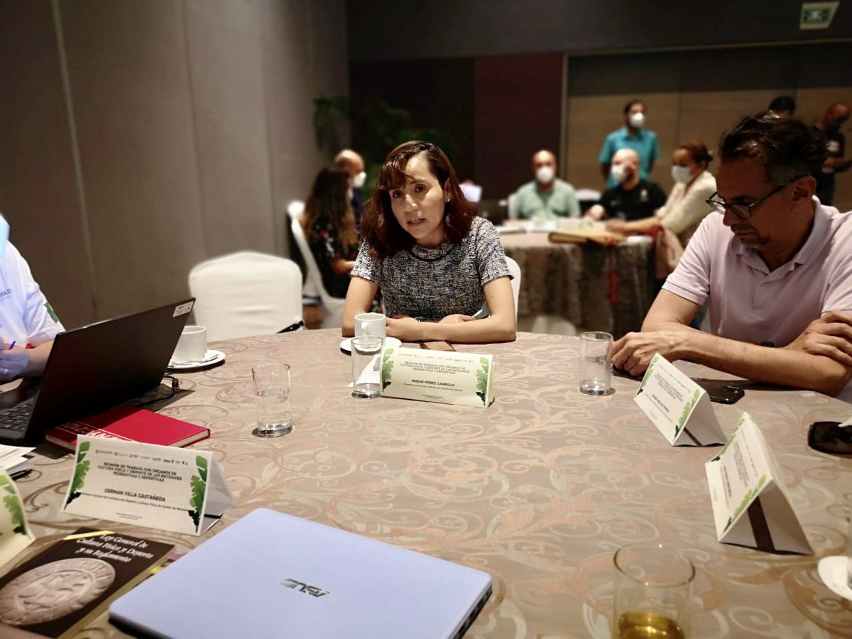 idetlaxcala's tweet image. La directora del #IDET Madaí Pérez  Carrillo está presente en la reunión del #SINADE  donde participan todos los directores generales de Institutos Estatales de Deporte, abordan temas relacionados con el desarrollo del deporte mexicano
