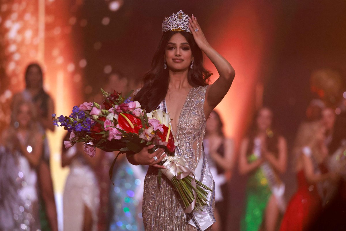 timesofindia's tweet photo. India's #HarnaazSandhu crowned #MissUniverse2021 

The other two top honours went to Miss Paraguay 2021 Nadia Ferreira, who was declared first runner-up, followed by (country) 2021 Lalela Mswane, who was adjudged second runner-up.
 https://t.co/wbPVHpDc28 https://t.co/72eNRUaqeM