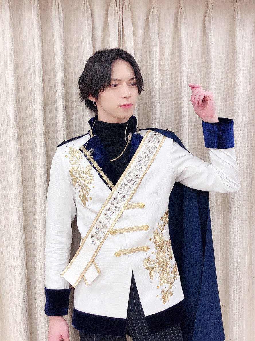 巴キッシュくん きたむーを知らない方へ あんスタのknightsに所属する嵐ちゃんの声優様です 舞台俳優もされてます ｸｯｯｯｯｯｯｯｯｿイケメンです T Co E8poqjupxh Twitter
