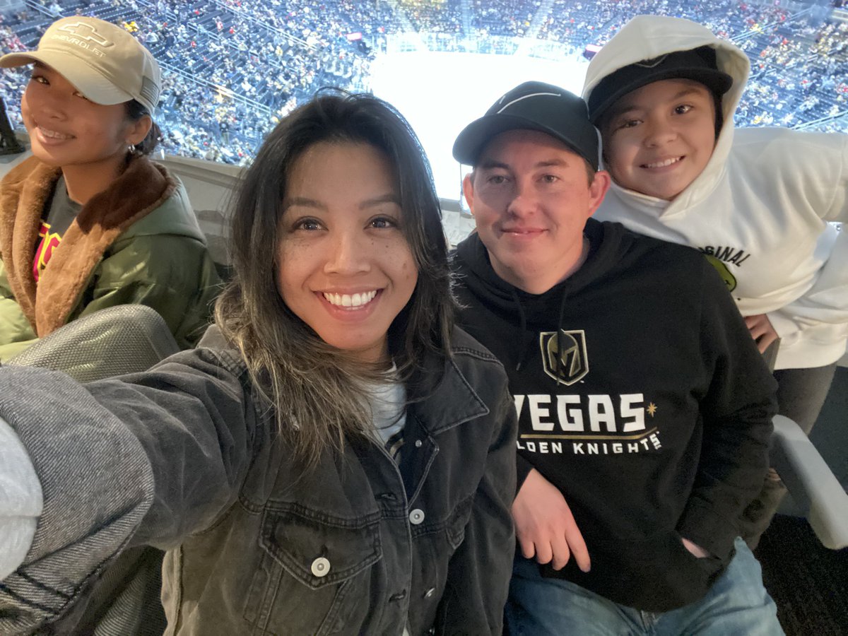 #VegasBorn up in the <a href="/TMobileArena/">T-Mobile Arena</a>! Woooooooo!