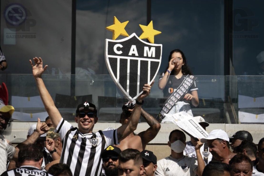 tiagoopia's tweet photo. AI CREDO… 🎶🎵
O GALÃO GANHOU MAIS UMA VEZ! 🐔

VIBRAMOS COM ALEGRIA NAS VITÓRIAS! 🐔🏴🏳️

#Galo #VamoGalo #CAM #atleticomineiro #AiCredooGalaoGanhoMaisUmaVez https://t.co/qJitTU8juD