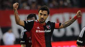 "Nada es para siempre.El cafè se enfrìa,el cigarro se apaga,el tiempo pasa y las personas cambian" (Bob Marley).Ìdolo si los hay.Gracias por tanto Nacho.Campeòn Leproso por siempre.