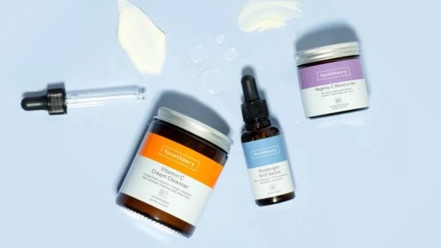 chaileedomedia's tweet photo. #DTC clean skincare brand #Facetheory has completed £10 million ($13.272 million) Series A round of funding from Active Partners. 
The brand is vegan and cruelty-free and has grown its annual sales from $2,654,400 to $19,998,000 in the past three years. #skincare https://t.co/ABsHjkRToo