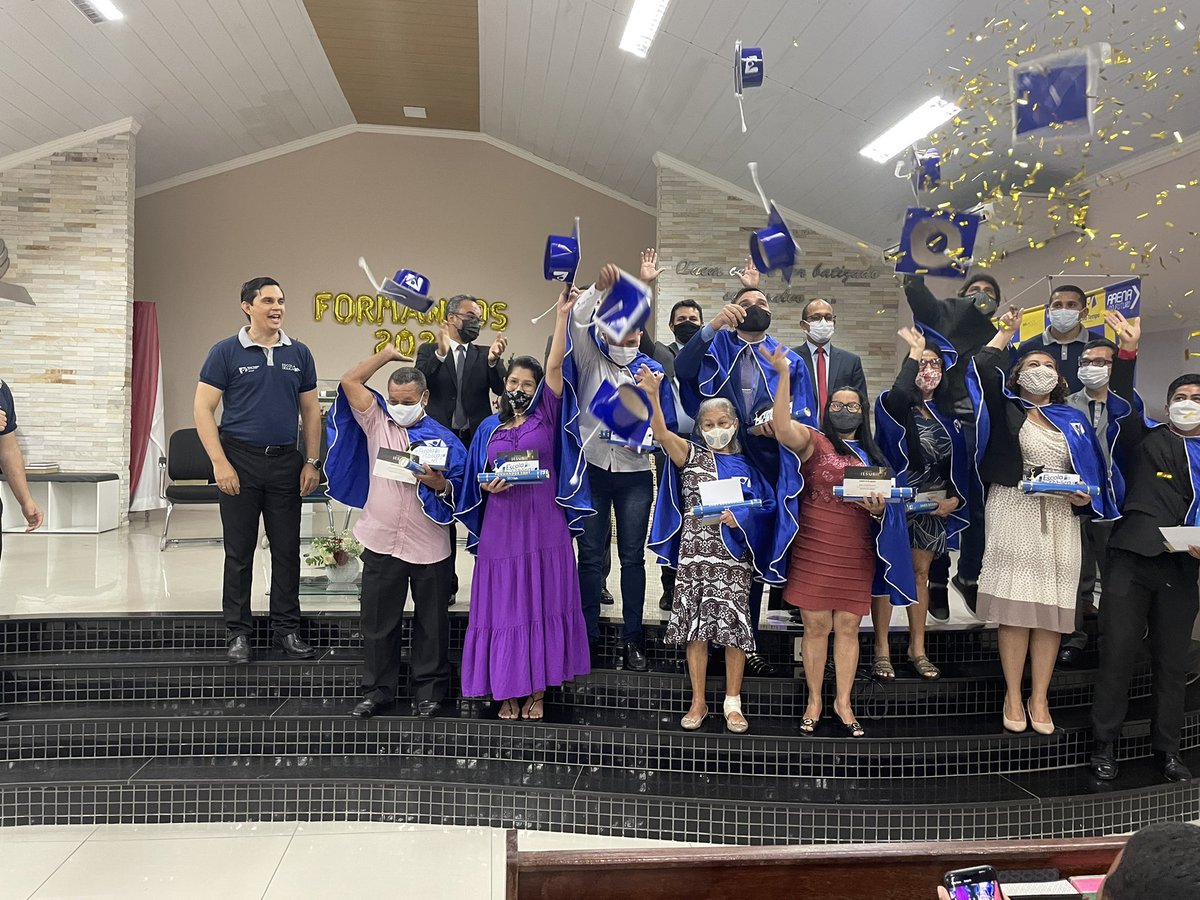 HelyPacheco's tweet photo. Formatura 👨🎓 👩🎓 da Escola Bíblica Novo Tempo, com uma Linda Festa Batismal, na Igreja Central de Oswaldo Frota - AAmaR.
Vamos com TUDO e com TODOS!
#EBNT
#AmeAMissão
#EuVou https://t.co/zRSwypb1kS