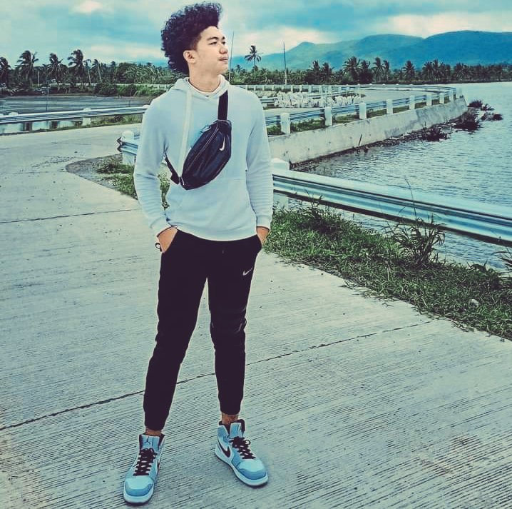 Eniryc10's tweet photo. Hasta diin ayhan ko sa iya ? https://t.co/EKqEvR87fn