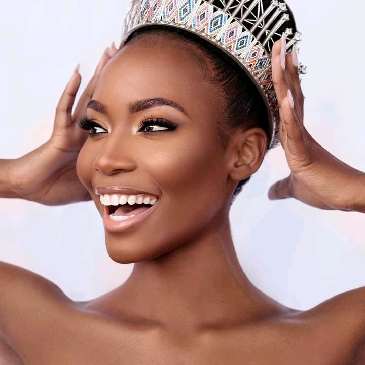 Well done nkosazane. South Africans don't hate you. A few, who thrive on canceling those they disagree with, do. But don't be mistaken, you are well loved. I am one of them. Keep going.