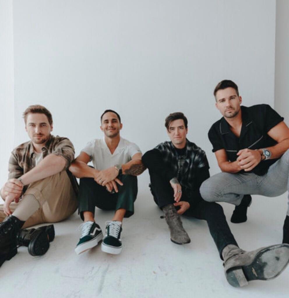 btrthinker's tweet photo. the new era of big time rush is here 💭 https://t.co/dx7IRqP9JG