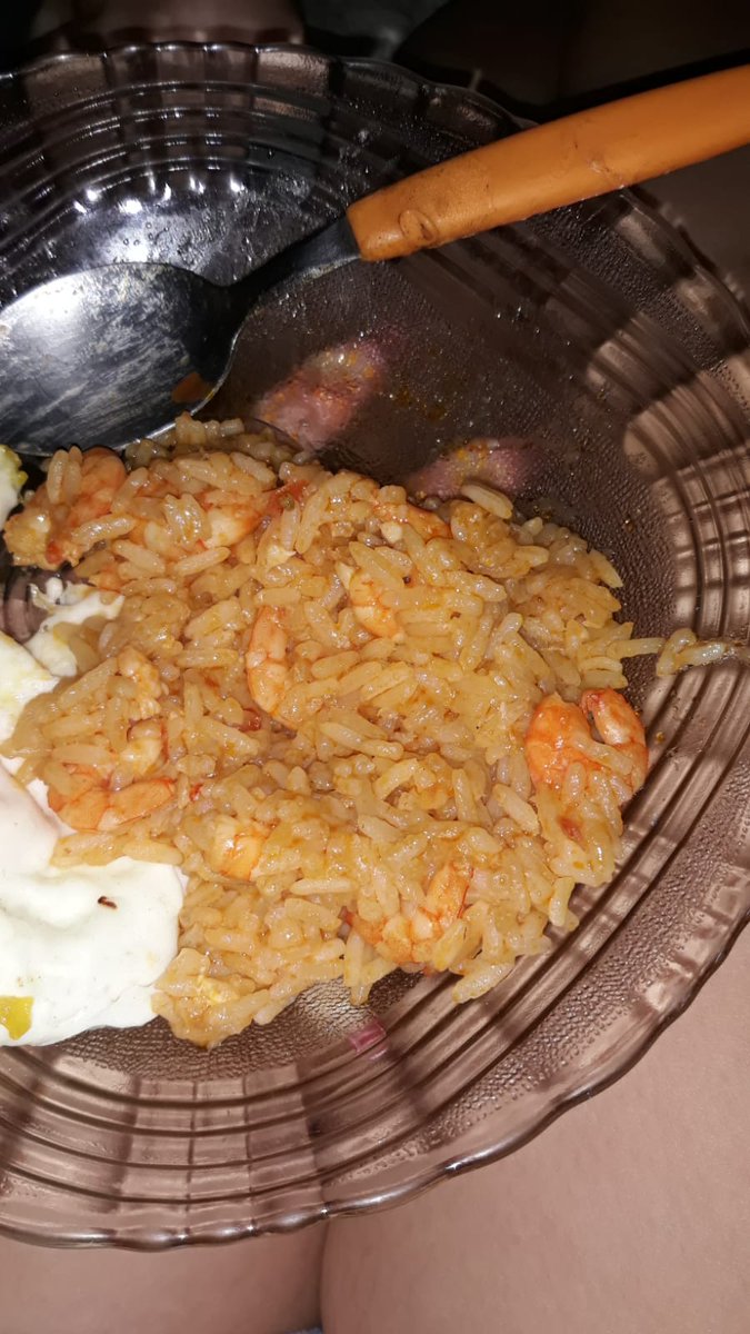 adilsonbfonseca's tweet photo. @sacha_faria Tá aí o resultado. Arroz com camarão ou risoto de camarão. Quem fez foi minha enteada. O marido dela pesca. #passodetorres https://t.co/gbNI5SpSYe