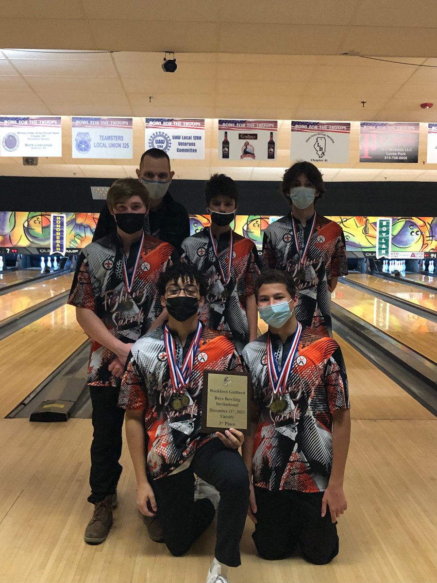 yamitzaquinones's tweet photo. Congrats to @StceB placing 3rd @ the Rockford Guilford Invite. Edgar Burgos 1st &amp; Connor Johnson 5th individually. @StCharlesEast @STCEathletics @STCEBoosters @JakeBartelson @StCharlesD303 https://t.co/0bKmGPMDpX