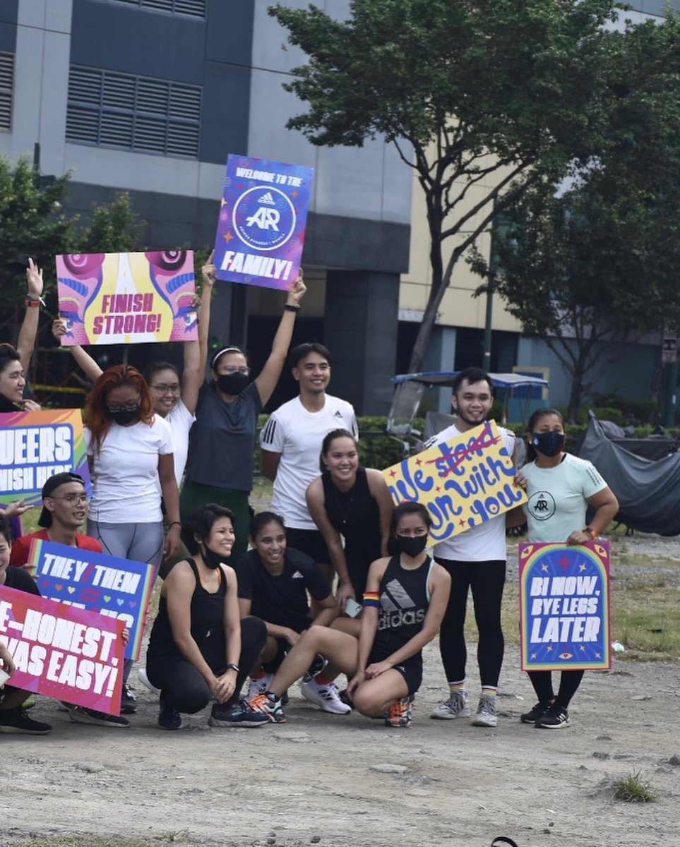 ELEvyou's tweet photo. I'm grateful for all the ladies and gents I've met through the ARLimitless program. Safe space and Community 🌈 

Thank you for making this experience unforgettable @nkitorres 🤍

Love ya'll.
#HereWeCreate #ARLimitless #adidasph #adidasrunners https://t.co/v7W5Qfuh76