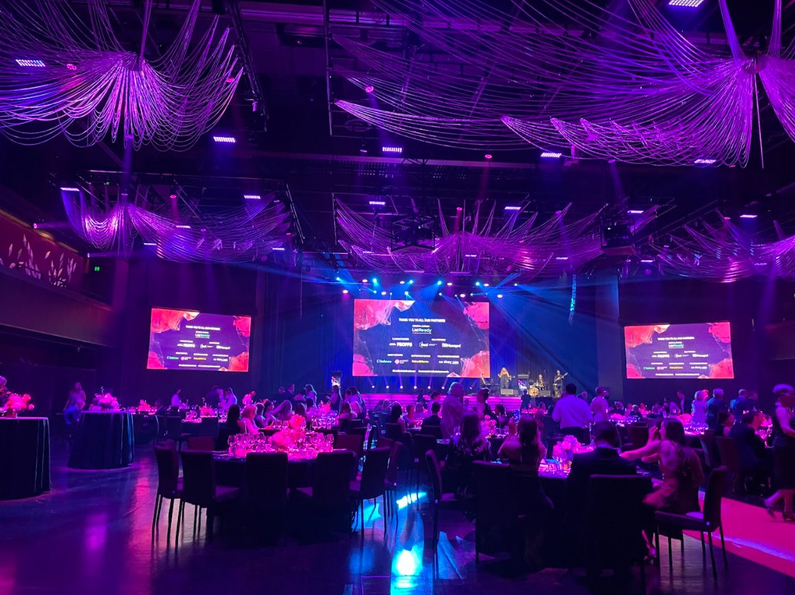 REBAustralia's tweet image. What a night! Last week we celebrated the #womeninrealestateawards for 2021.

Register your interest for 2022: bit.ly/3s4Bbrl 

Thank you to our partners for your support: List Ready, Propps, @FinniMortgages @ManagedApp @KolmeoHQ Market Buy, Raine &amp;amp; Horne, @SoTheyCan