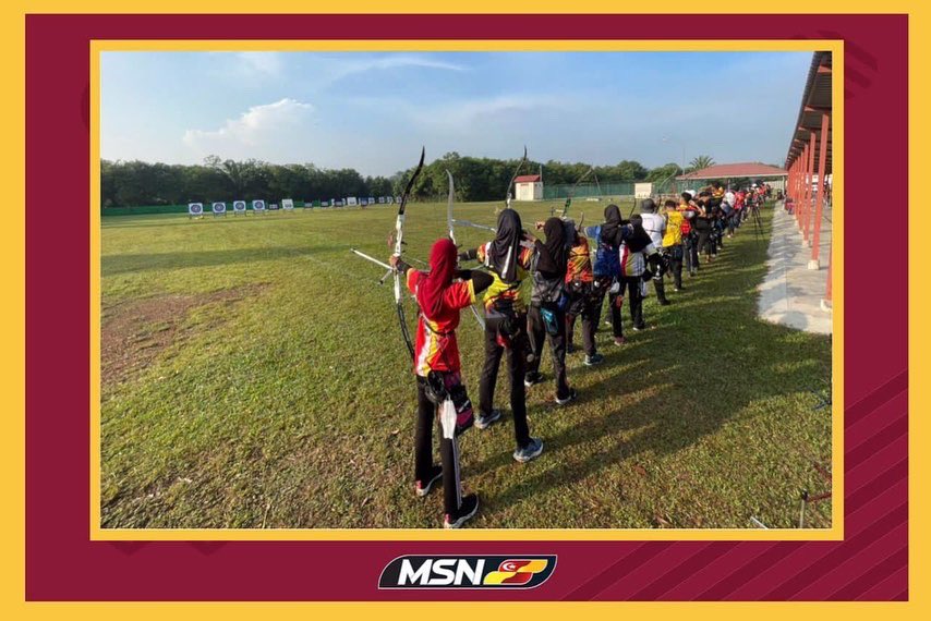 Atlet Memanah Negeri Selangor menjalani latihan pusat di Lapang Sasar UPM Serdang.

#SelangorPower
#MSNSelangor #MSNS
#SelangorPenerajuKecemerlanganSukan