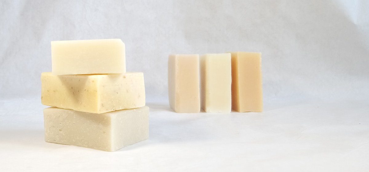 MaryJeanUK's tweet photo. Looking for #stockingfillers? then why not choose from our range of mini soaps or even our lip balms both naturally handmade products individually wrapped which will make lovely small gifts #atsocialuk #uksmallbizrt #crueltyfree #zerowaste #ukgifthour
https://t.co/tqpJXUh5Xu https://t.co/Z1zTkUonsQ