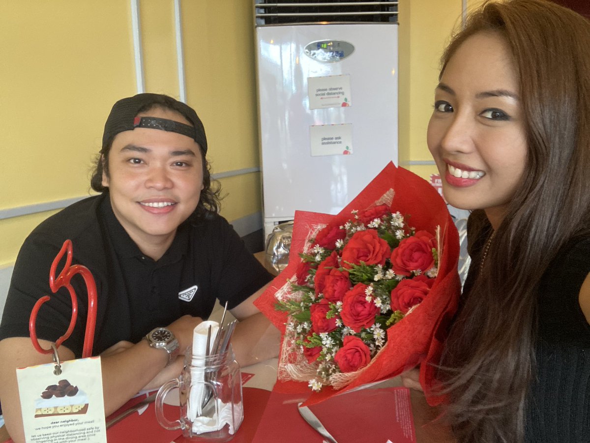 First date with a housemate!
Guess who!!! It's <a href="/Tjvalderrama/">TJ Valderrama</a> ! 
Ang sweet namannnn!! Walang ship toh guys!!! Friends for life lang! 😅
Having lunch now. He says hello everyone!!! 😉