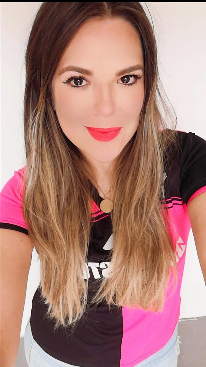 PayomunOZ's tweet photo. Siempre atlas!!!! ❤️🖤 https://t.co/Fps2CMhE9i