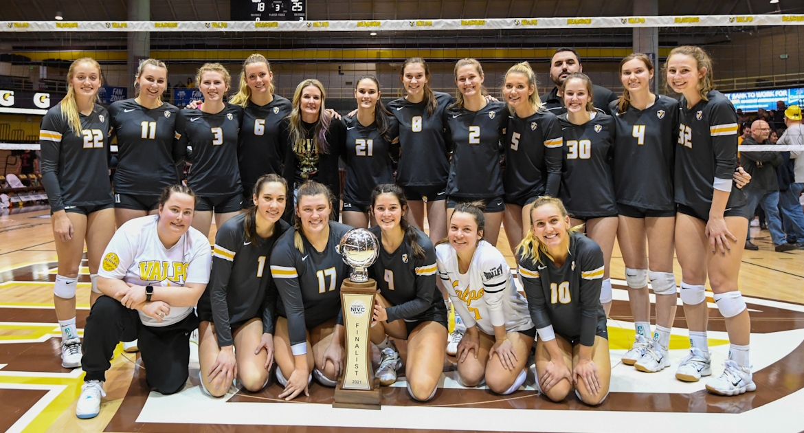 One of the best seasons in program history and a memorable postseason run in the <a href="/WomensNIVC/">Women's NIVC</a> came to an end Sunday, as <a href="/VU_VB/">Valpo Volleyball</a> finished as runners-up in front of a record-setting crowd at the ARC.

📝 ➡️ bit.ly/3pTHqeL

#GoValpo #WeAreBeacons #MVCVB