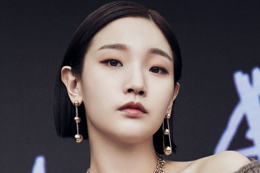 soompi's tweet photo. Park So Dam Diagnosed With Papillary Thyroid Cancer + Completes Surgery 
https://t.co/djeDQBBUUh https://t.co/eMPeXT3xH1