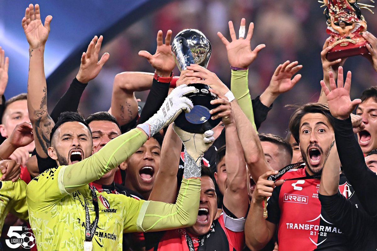 LigaBBVAMX's tweet photo. ¡70 años para este momento!

¡Felicidades, @AtlasFC! https://t.co/NFsk28pJ2B