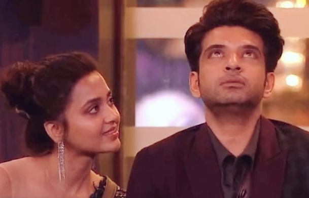 Sahil37201946's tweet photo. She stayed with him quietly, looking at him, she was a friend, a confidant, a partner, a teammate, a lover, and a family member. It is best for them to encourage each other.💝
#TejasswiPrakash #KaranKundrra #TejRan #TejasswiIsTheBoss #KaranKundraa #BiggBoss15 #BB15 https://t.co/GodLtrGh0N