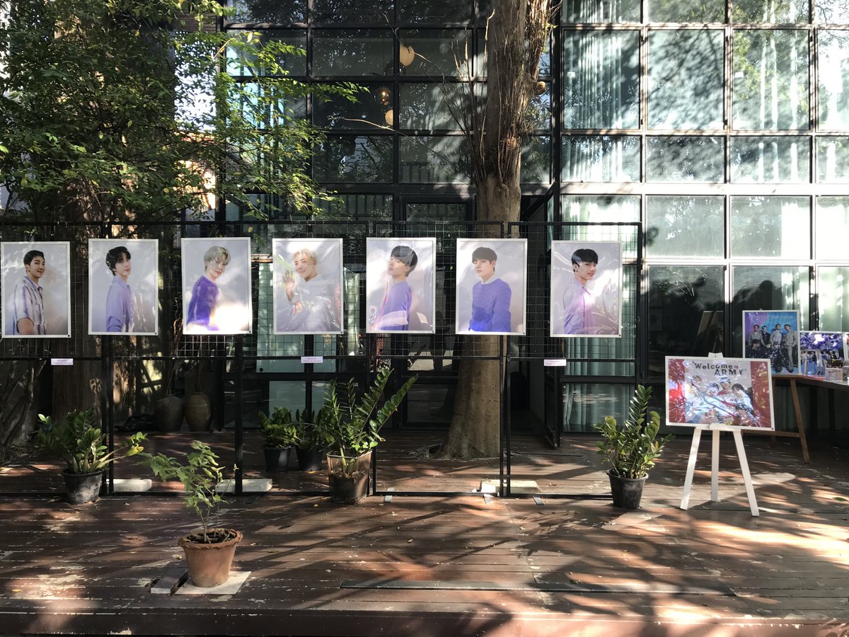 NeverEnding_bts's tweet image. ༘👋🏻𓂃𝘼𝙍𝙈𝙔!
สามารถเข้าดูรูปบรรยากาศภายในงาน และรูปผู้โชคดีจากกิจกรรม Lucky draw ได้ตาม Link ด้านล่างนะคะ

**หากกดเปิดไม่ได้ สามารถก้อบลิ้งค์ไปวางและเปิดในเบราเซอร์ได้นะคะ**
drive.google.com/drive/mobile/f…

 #NeverEndingexhibition_inBKK