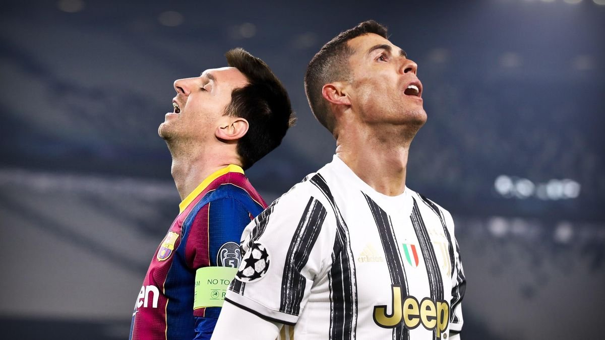 ArobaseGiovanny's tweet photo. PSG - MANCHESTER UNITED EN HUITIÈMES

CRISTIANO RONALDO VS MESSI... ÉPISODE 1000 https://t.co/AezPoi2qFX