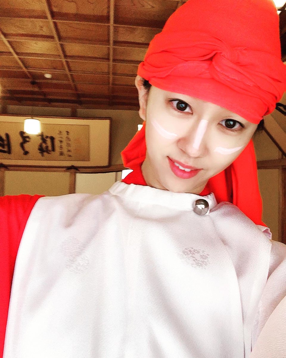 himeyasuko's tweet photo. KYOTO HARVEST FES 
2021 大田楽🐲🐉
大田楽とは中世、京の都を中心に
全国各地で大流行し一世を風靡しながら消滅した芸能のこと。
その大田楽を復活させようと全国各地でイベントが行われています！
今回は京都で行われたフェスに参加させて頂きました。着るチャンスがない田楽衣装が着れて光栄です！ https://t.co/KPVVyRU7JB