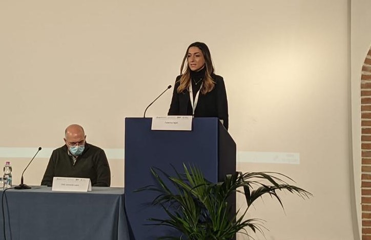 Copagri's tweet photo. #AgricolturaSociale: fase pandemica ne ha palesato rilevanza, ma pesa mancanza #dati. Intervento di #Agati (#Copagri) a convegno su #multifunzionalità e benessere #collettività, "continuare a lavorare per promuovere comparto e favorirne monitoraggio".
https://t.co/QjebGIDEM4 https://t.co/zWgmyNElmi